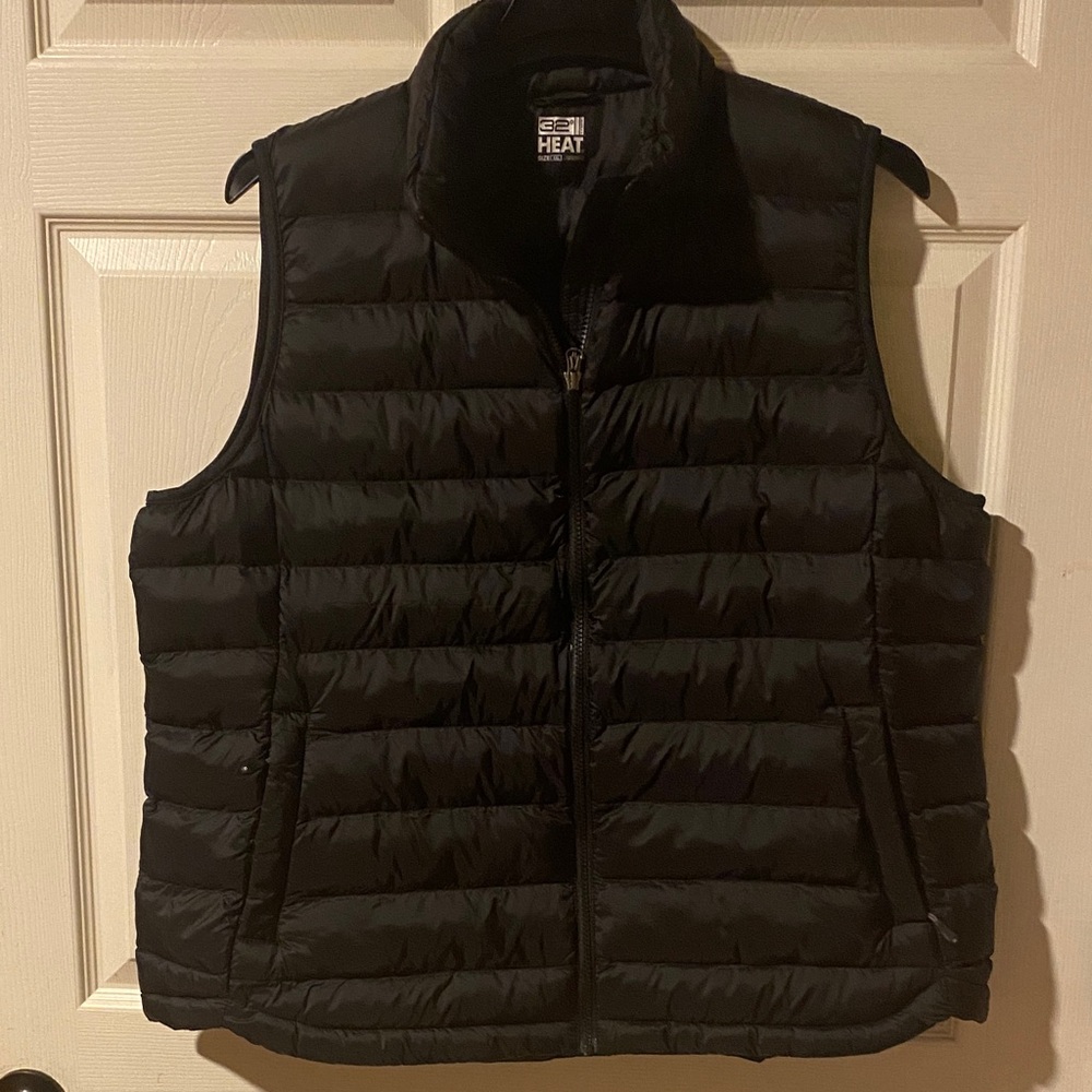Women's Black Puffer Vest